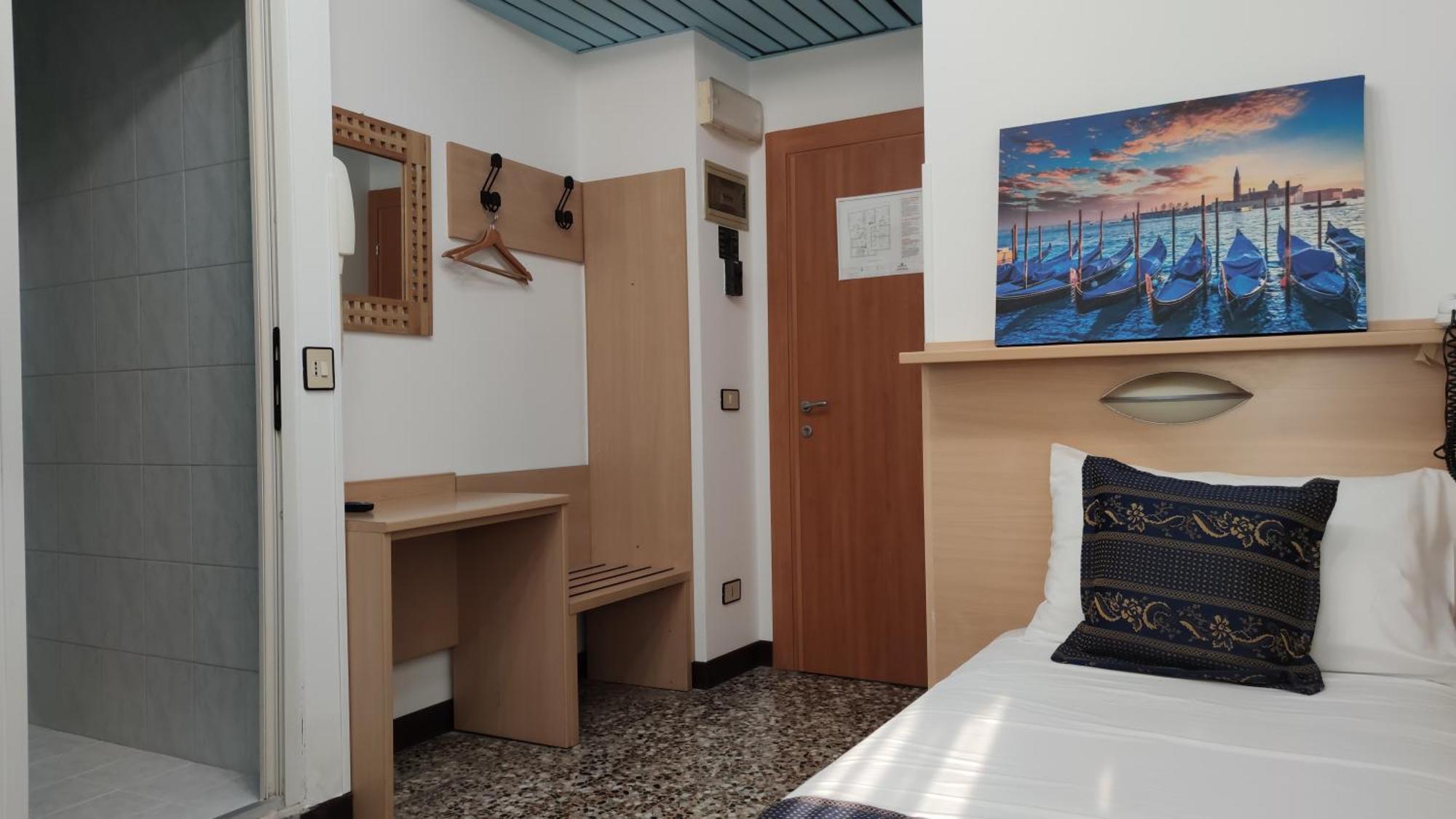 Bluecolors Hotel كامبالتو المظهر الخارجي الصورة